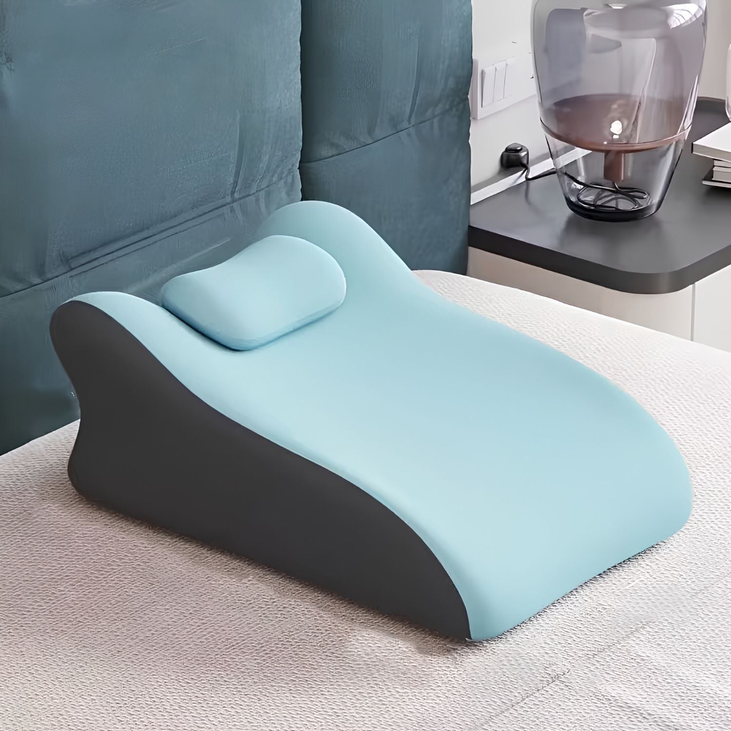 Blux Kényelmes Memóriahabos Pihenőpárna Hason Alváshoz – 42×60×23 cm - Világoskék